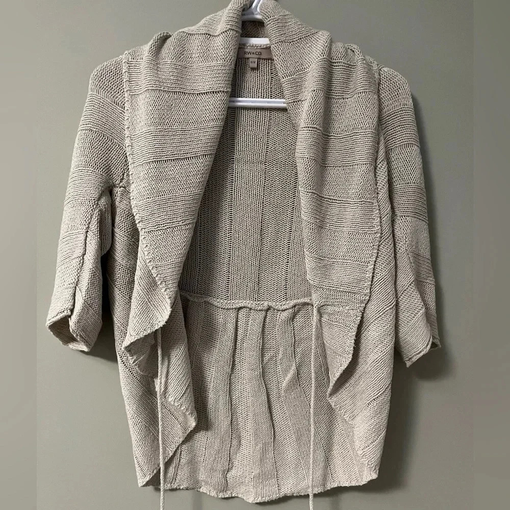 3/4 sleeve flowy cardigan! - Picture 7 of 9